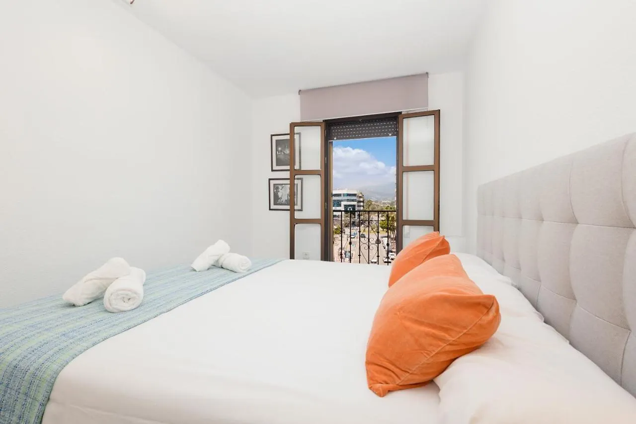 Vacation Apartment With Private Parking In Puerto Banus Marbella Spain