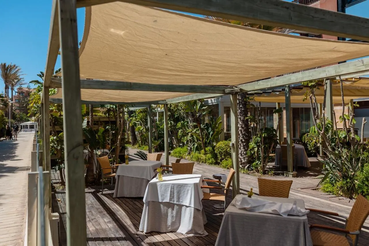 Vacation Apartment With Private Parking In Puerto Banus Marbella
