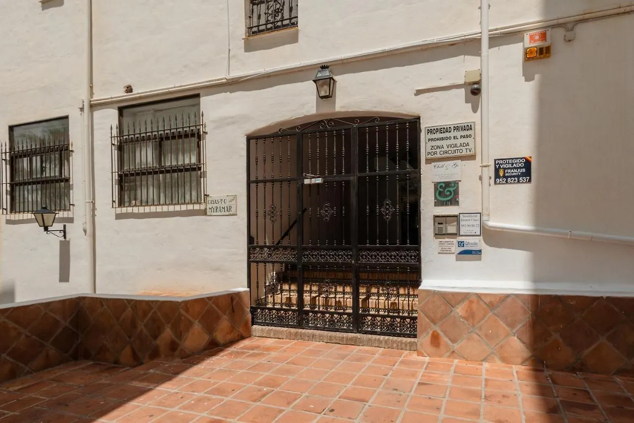 Vacation Apartment With Private Parking In Puerto Banus Marbella