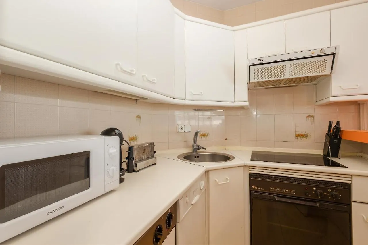 Vacation Apartment With Private Parking In Puerto Banus Marbella Spain