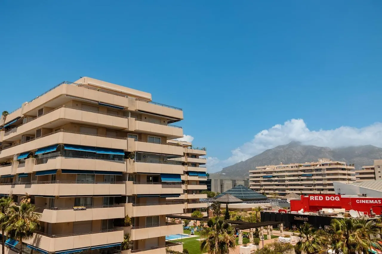 Vacation Apartment With Private Parking In Puerto Banus Marbella Spain