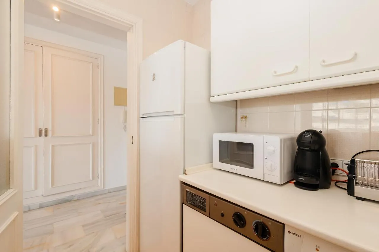 Vacation Apartment With Private Parking In Puerto Banus Marbella Spain