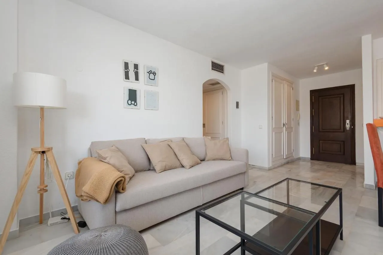 Vacation Apartment With Private Parking In Puerto Banus Marbella